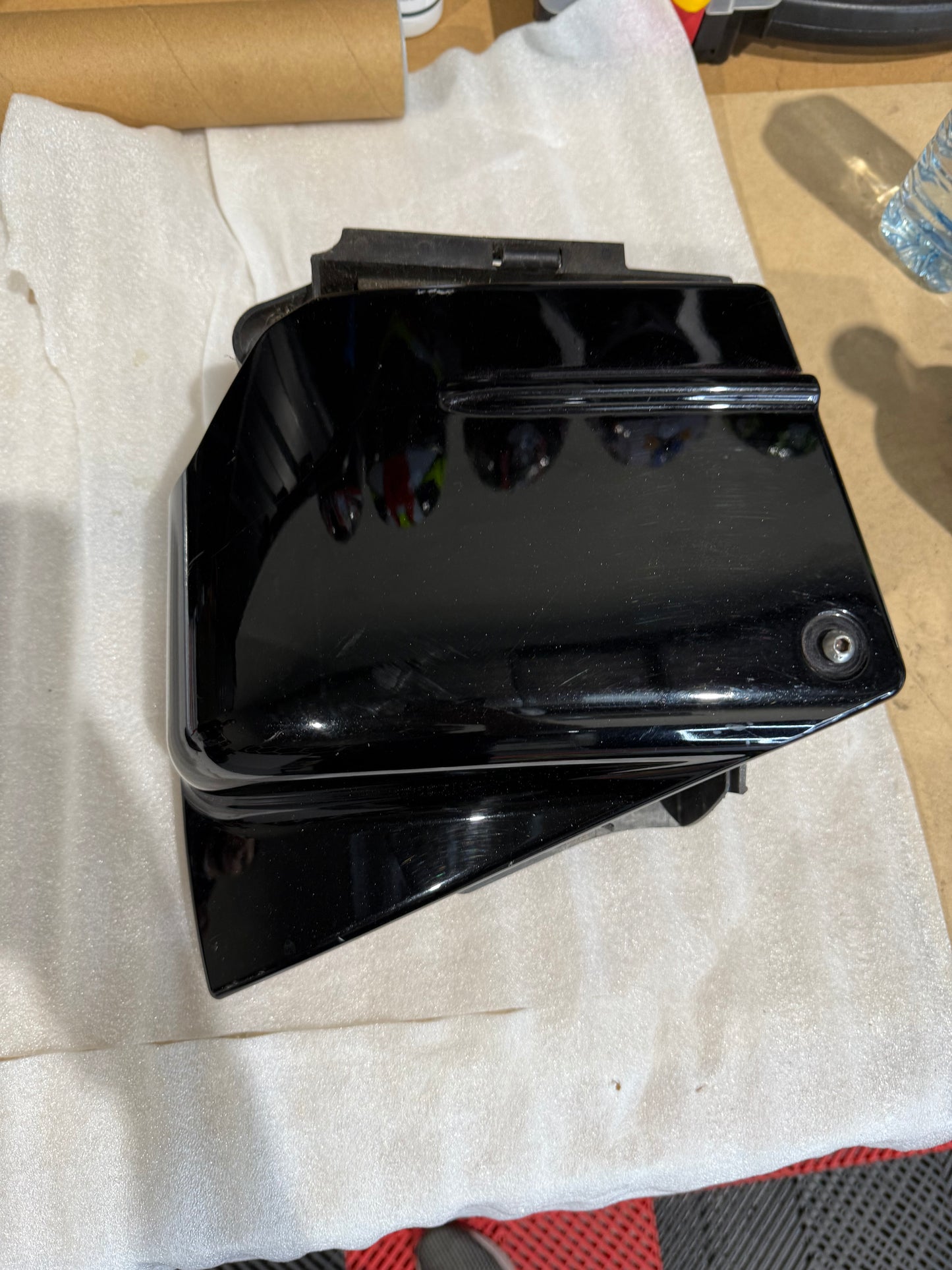 Yamaha (XVS650) Vstar 650 Custom Box Compartment